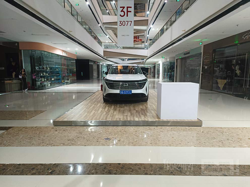 鄭州惠濟(jì)萬(wàn)達(dá)汽車品牌車展地臺(tái)出租現(xiàn)場(chǎng)直拍