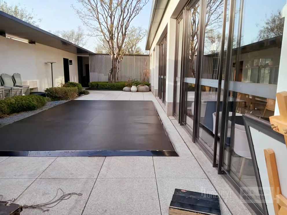 普羅理想國窗外餐廳汽車地臺搭建現場