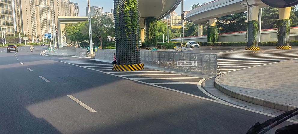  2025鄭州跨境電商博覽會，華熠防爆欄租賃助力場地安全