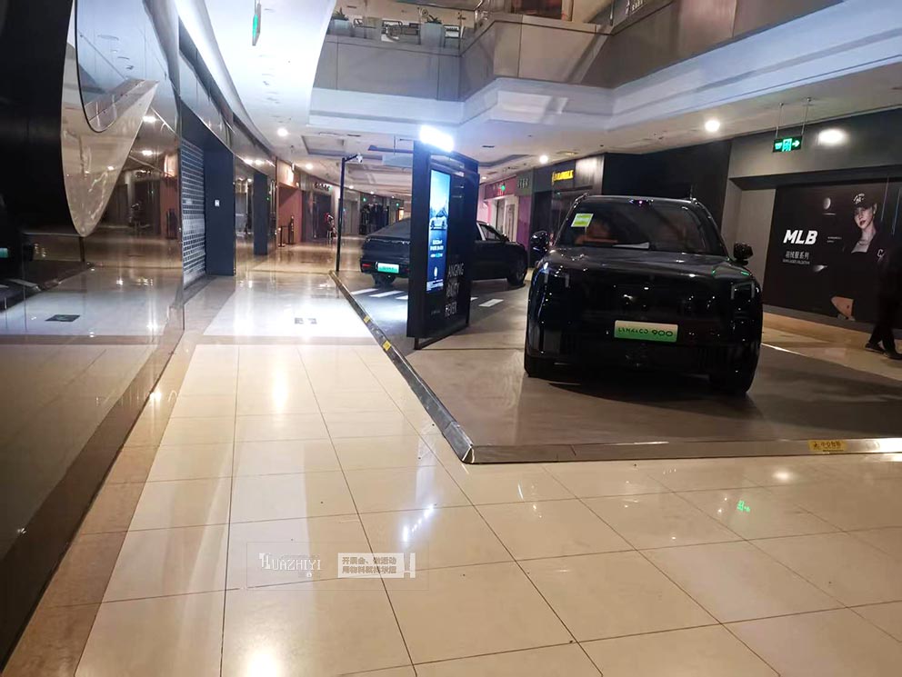 鄭州車展地臺租賃：防滑耐磨易清潔，提升展臺質感